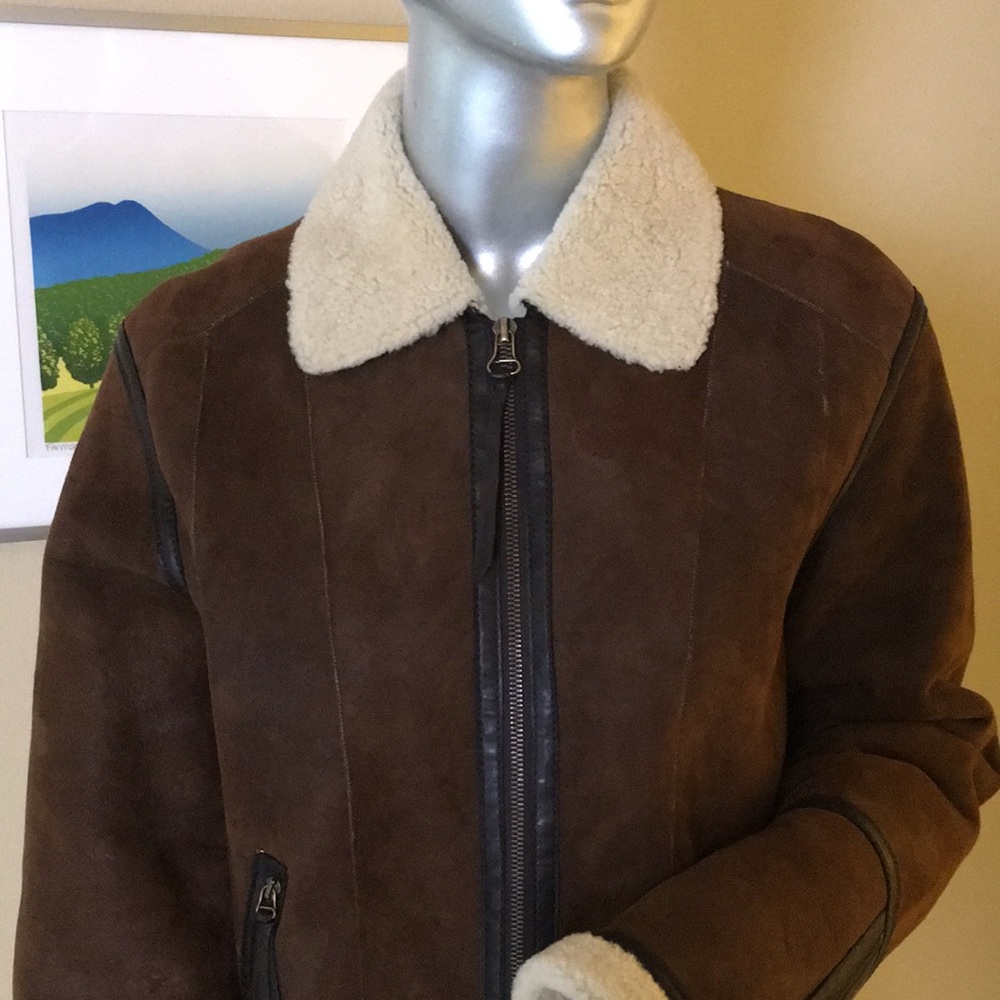 FACONNABLE | Women's Genuine Shearling Bomber Jacket - Picture 3 of 17